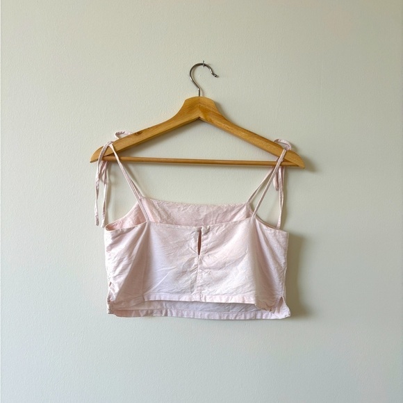 Brandy Melville | John Galt Soft Pink Crop Top - Picture 2 of 3